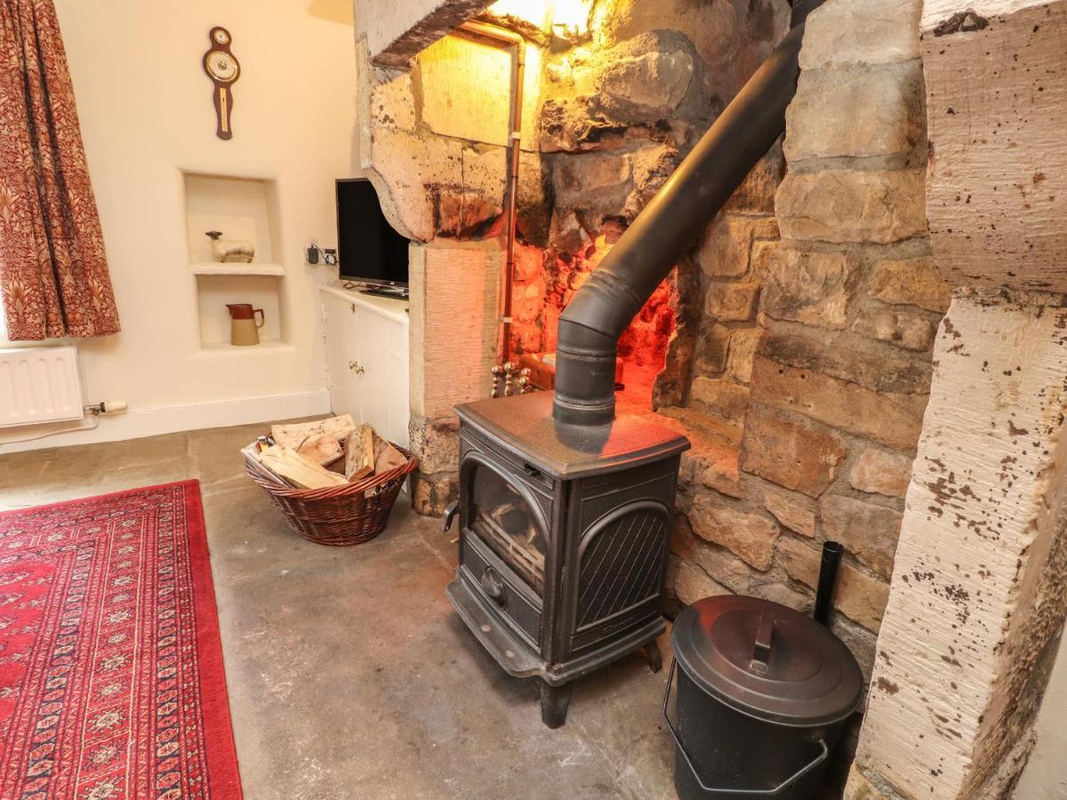 Beehive Cottage Bentham Luaran gambar